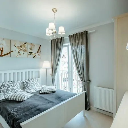 Navigator-port View شقة *