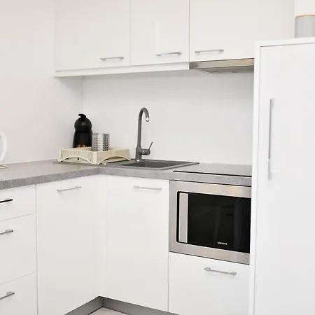 Apartment Navigator-port View